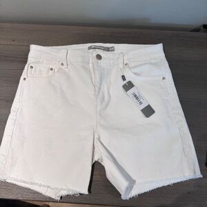 Brand New with Tags Women's White Tractr Denim Shorts